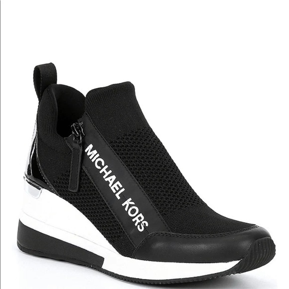 NEW MICHAEL KORKS WILLIS WEDGE TRAINER STRETCH BLACK SHOES SZ:8 - Picture 3 of 6